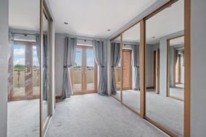 Walk-In Wardrobe/Hall,- click for photo gallery